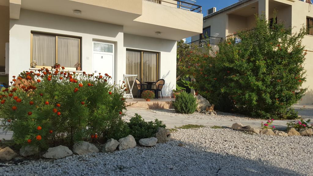 Arilena Holiday Apartments Paphos Eksteriør billede
