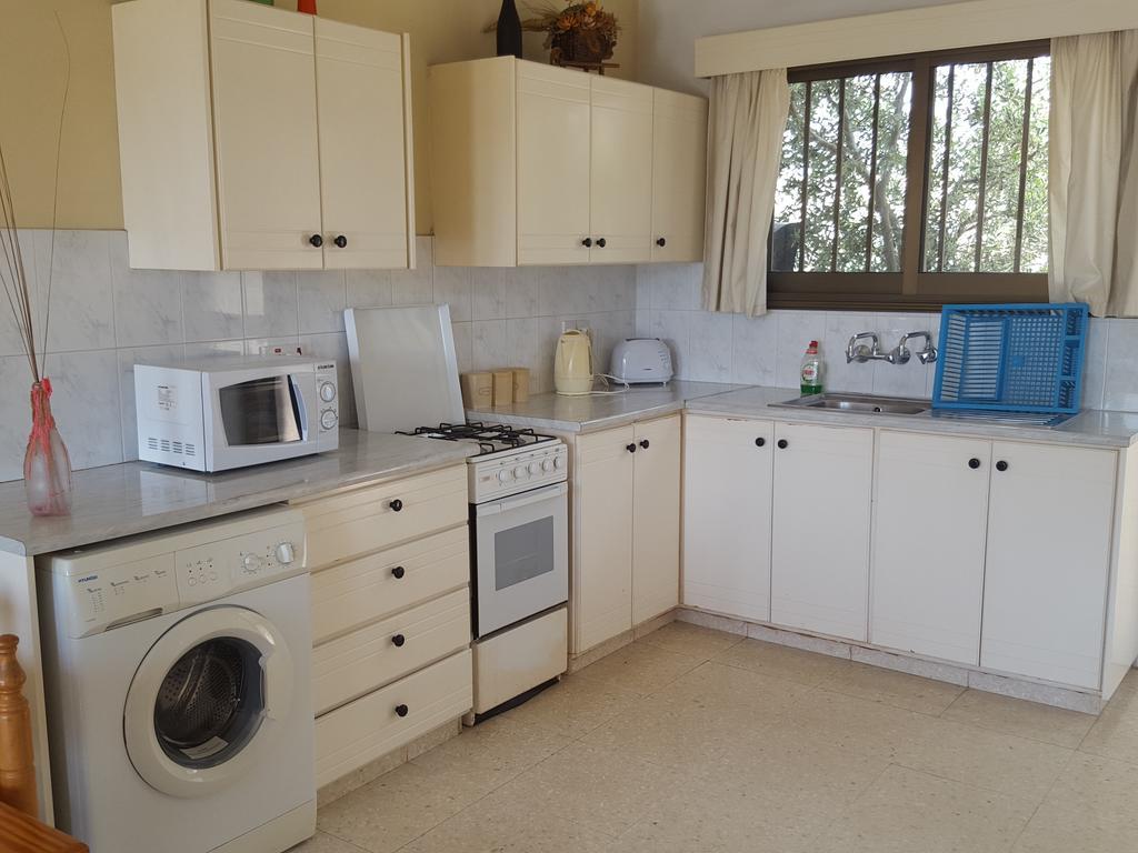Arilena Holiday Apartments Paphos Eksteriør billede