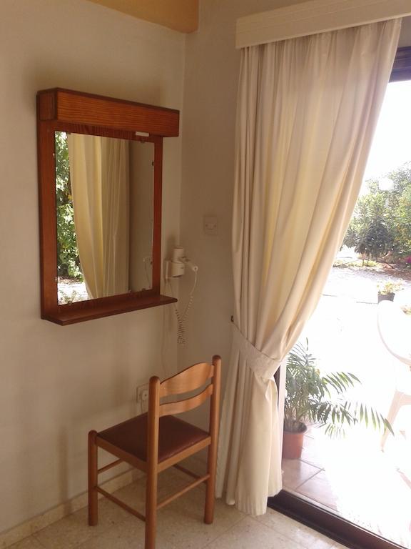 Arilena Holiday Apartments Paphos Værelse billede