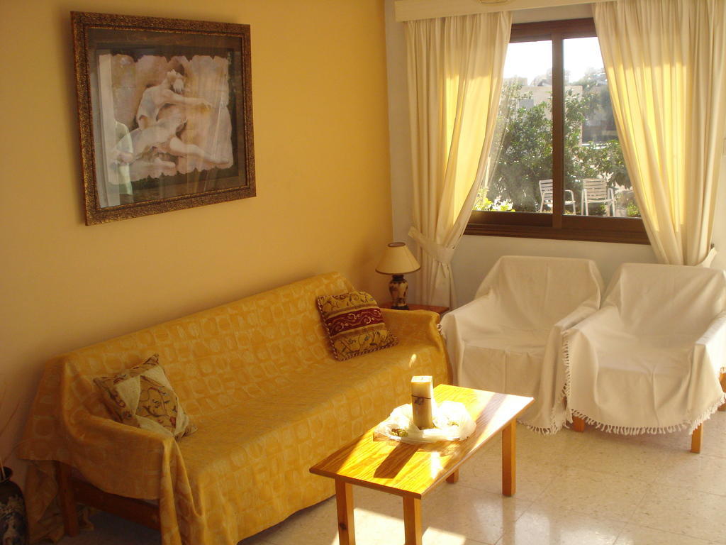 Arilena Holiday Apartments Paphos Eksteriør billede