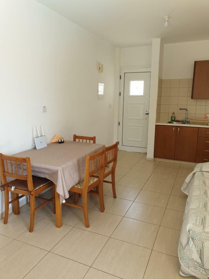 Arilena Holiday Apartments Paphos Eksteriør billede